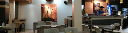 imagen de un restaurante por dentro con muchas mesas